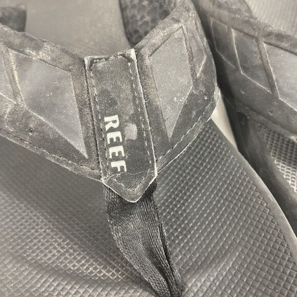 Reef -Men's Sz 11-11.5(?) Black Flip-Flops/Thong-Model Unknown- *See Description - Picture 5 of 12